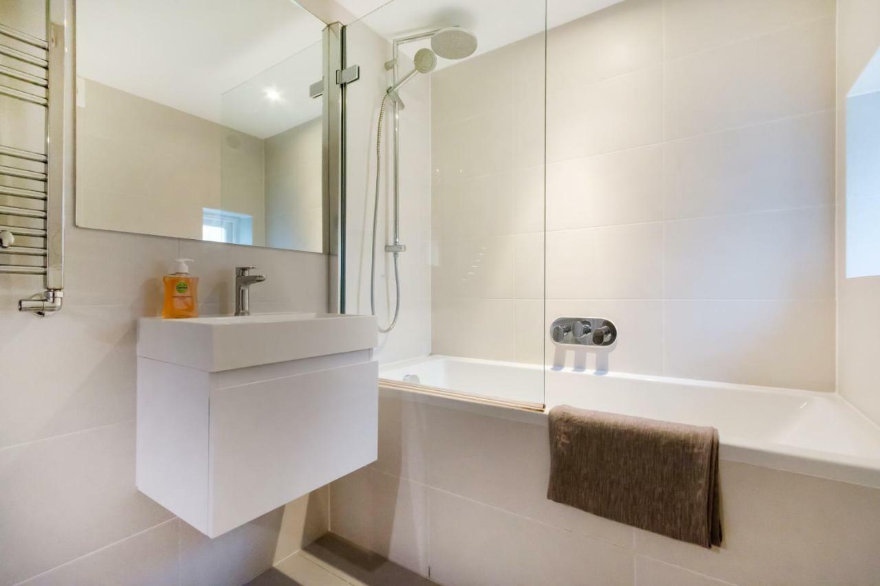 Luxurious Central Soho Apartment Londra Dış mekan fotoğraf